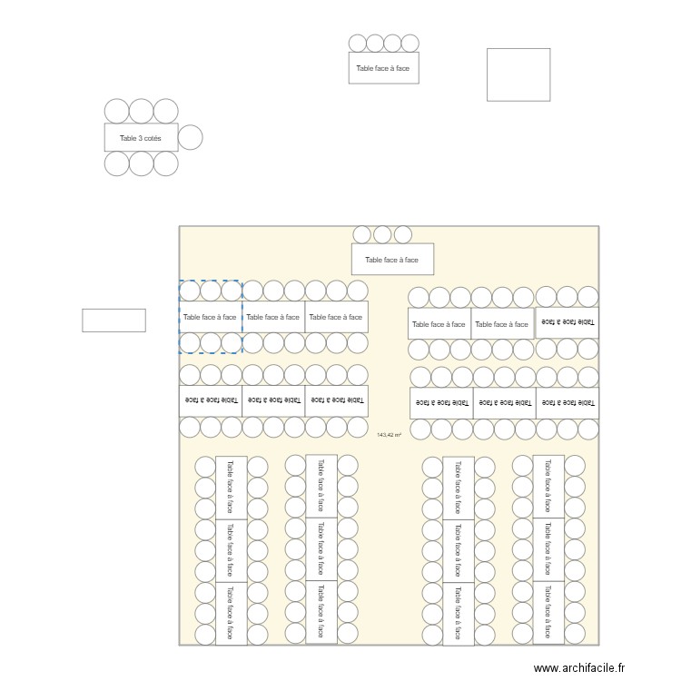 Plan de table . Plan de 1 pièce et 143 m2