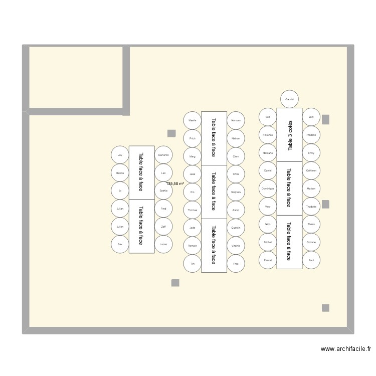 Plan table mariage. Plan de 1 pièce et 136 m2