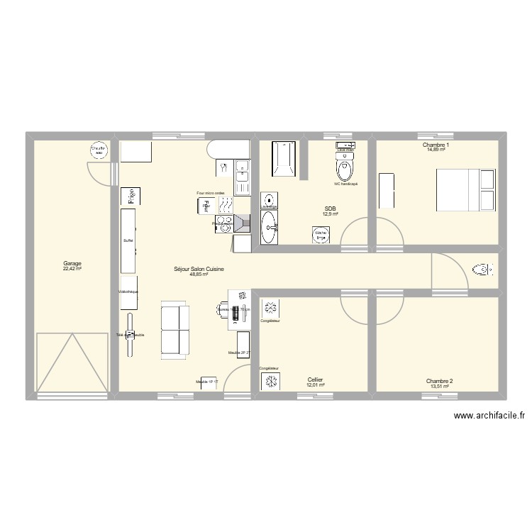 Maison de plain pied 2 chambres. Plan de 6 pièces et 125 m2