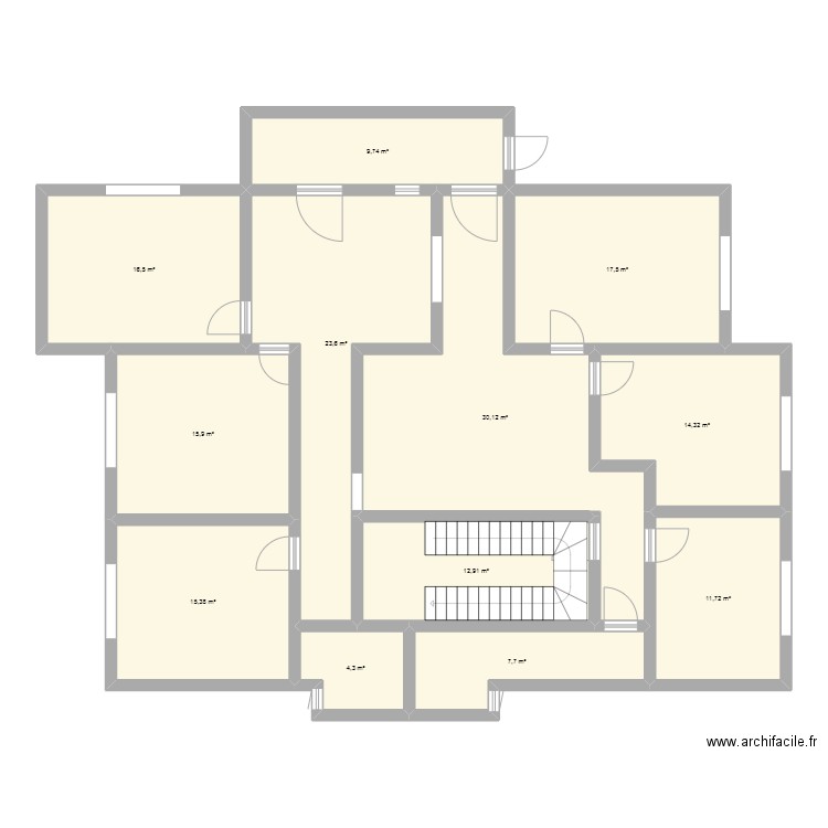 maison. Plan de 12 pièces et 180 m2