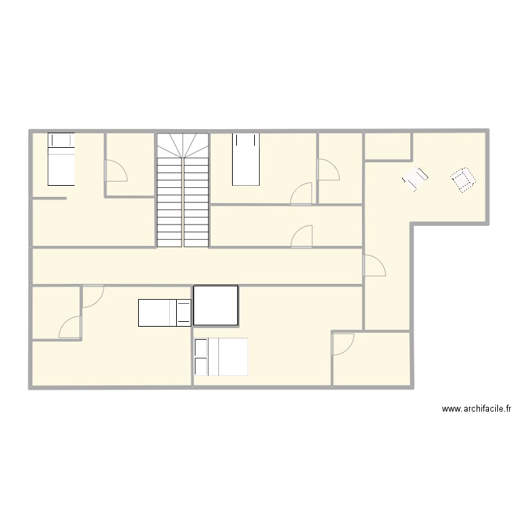 CUMA R+1. Plan de 10 pièces et 108 m2