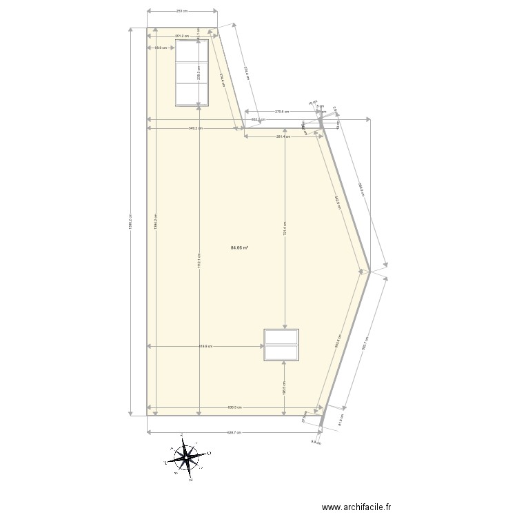 façade est futur. Plan de 0 pièce et 0 m2