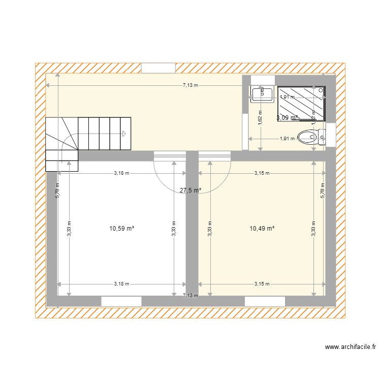 etage. Plan de 4 pièces et 65 m2