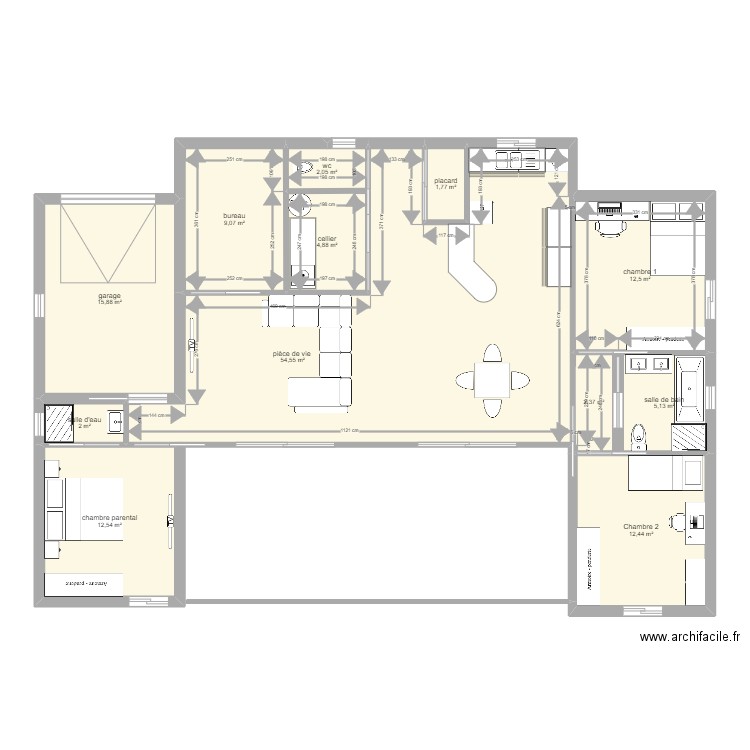 maison2.1. Plan de 12 pièces et 135 m2