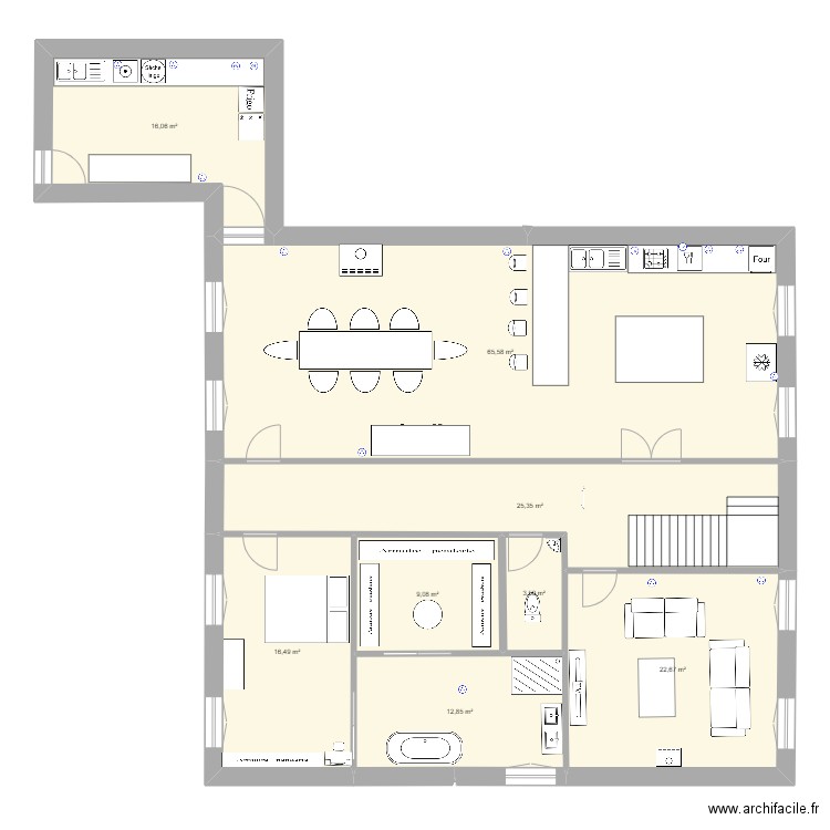 chesnois futur. Plan de 8 pièces et 172 m2