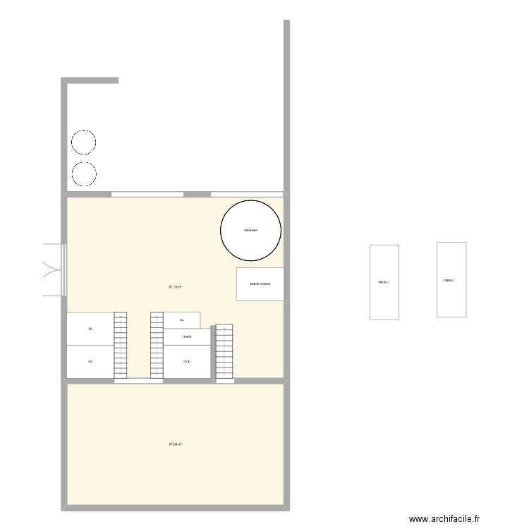 jardin. Plan de 2 pièces et 153 m2