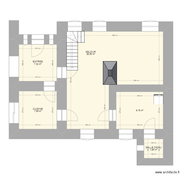 Montbrieux RDC. Plan de 5 pièces et 63 m2