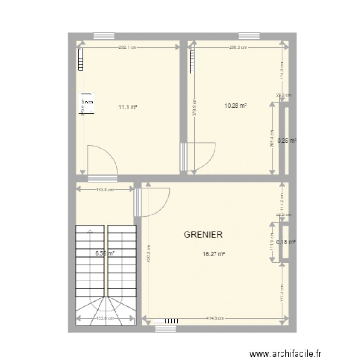 str. Plan de 0 pièce et 0 m2