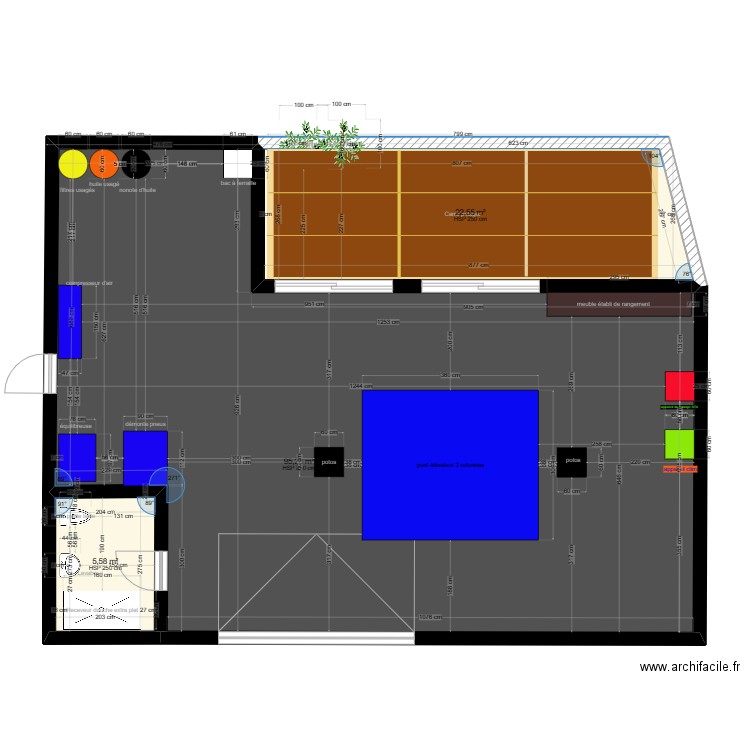 atelier JH MECANIC MOTORS. Plan de 3 pièces et 123 m2