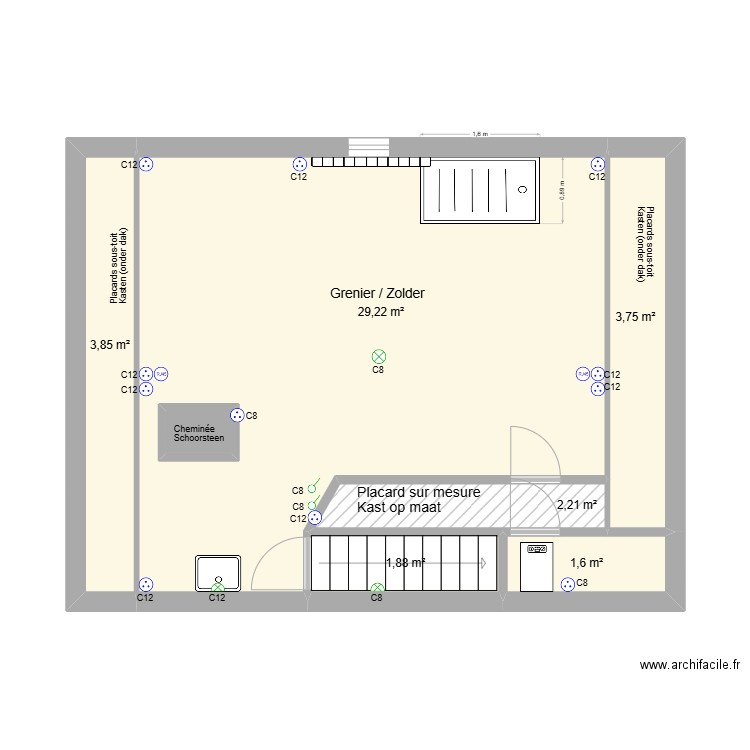 grenier. Plan de 7 pièces et 44 m2