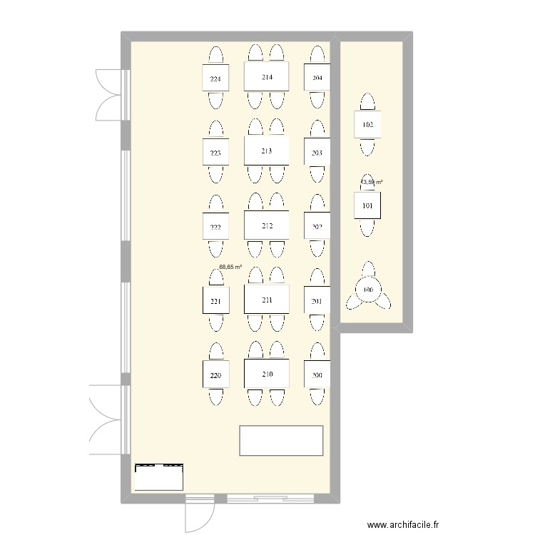 EXT plan. Plan de 2 pièces et 82 m2