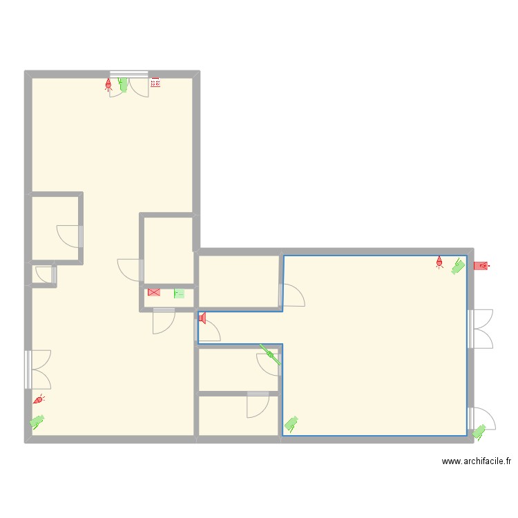 Bastide, le Confort Médical Mâcon. Plan de 9 pièces et 135 m2