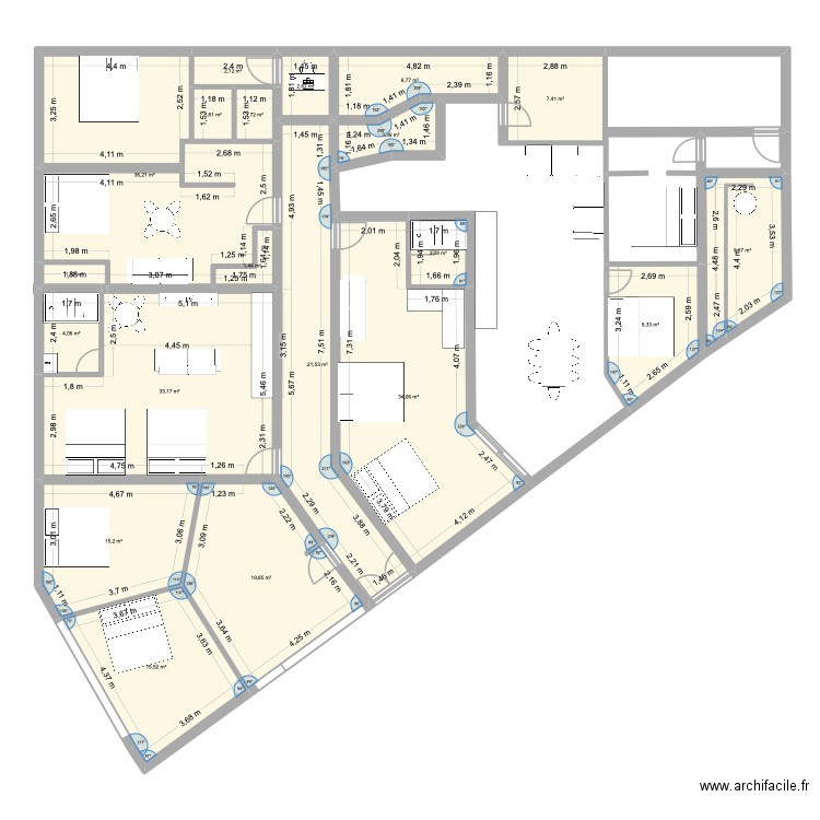 la villa 2. Plan de 20 pièces et 230 m2