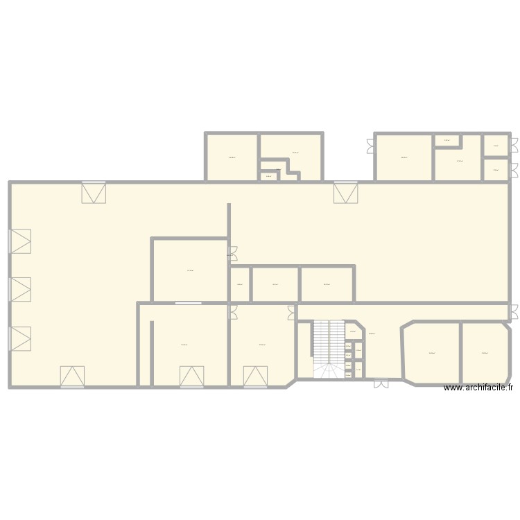 test. Plan de 26 pièces et 1084 m2
