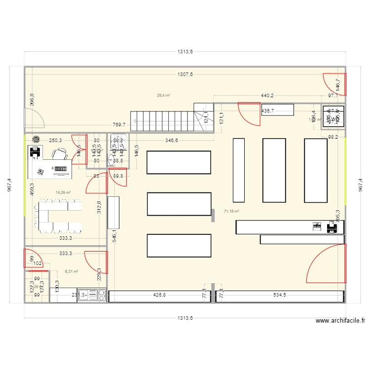 Lyon Stores Frezet. Plan de 8 pièces et 125 m2