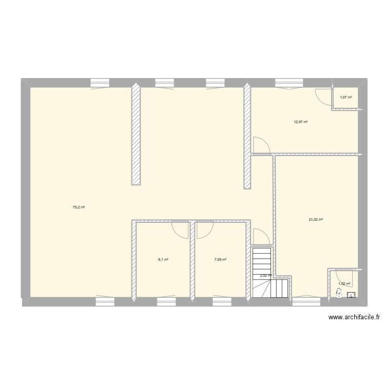 BUREAUX SIX-FOURS. Plan de 8 pièces et 130 m2