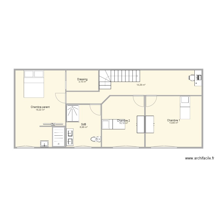 etage. Plan de 6 pièces et 66 m2