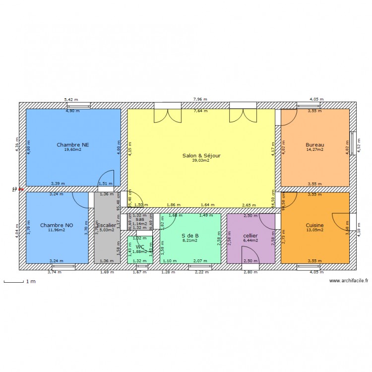 M.F. couleur. Plan de 0 pièce et 0 m2