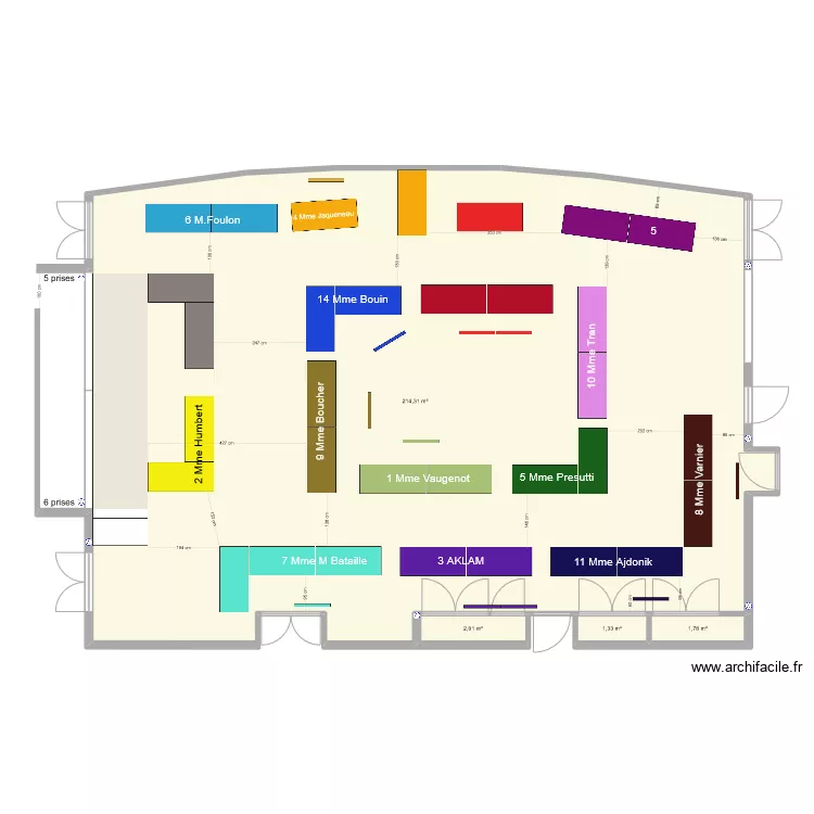 Salle des f&ecirc;tes Kanfen avec exposants 2024 au 14 octobre 2023. Plan de 