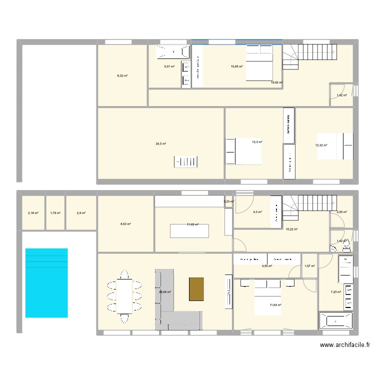 grange. Plan de 23 pièces et 189 m2