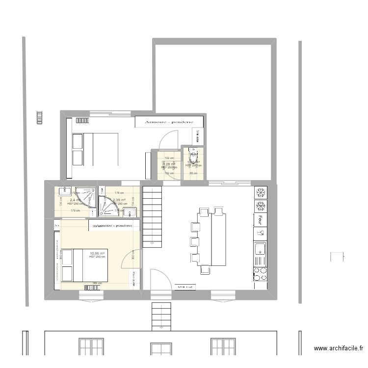 cruguel. Plan de 5 pièces et 18 m2