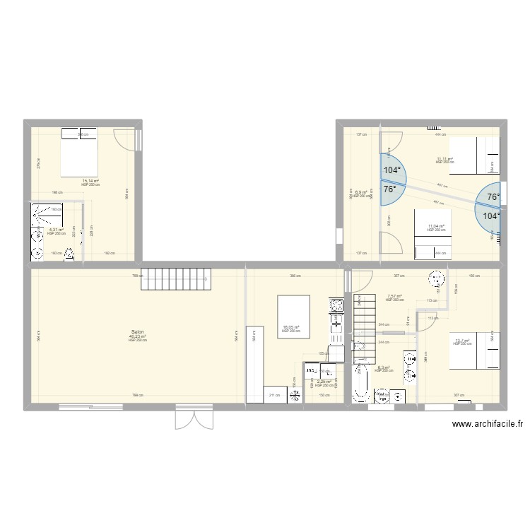 Maison Cierrey. Plan de 11 pièces et 135 m2