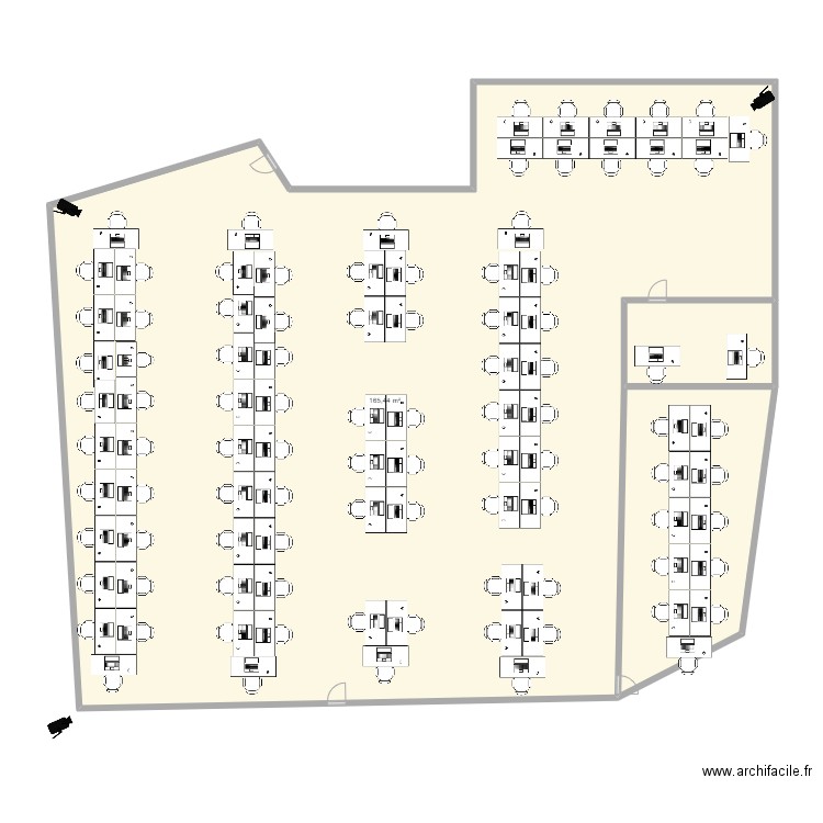 blateau C fini. Plan de 3 pièces et 189 m2