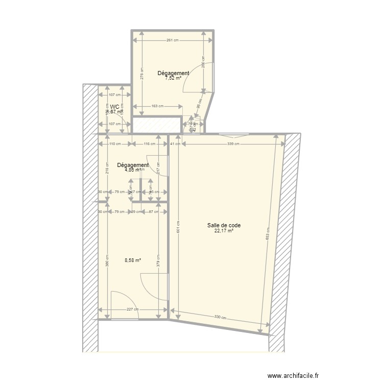 autoecole. Plan de 7 pièces et 51 m2