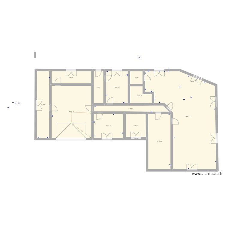 NAUD. Plan de 13 pièces et 228 m2