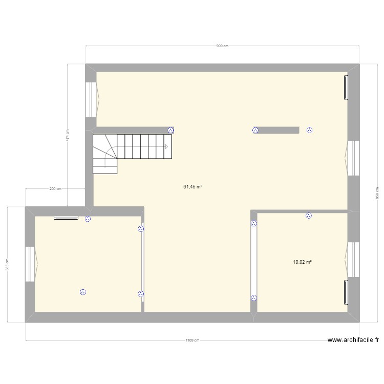 R+1 comble. Plan de 2 pièces et 71 m2