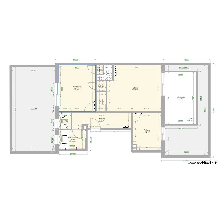 APPARTEMENT SOLAR. Plan de 14 pièces et 128 m2