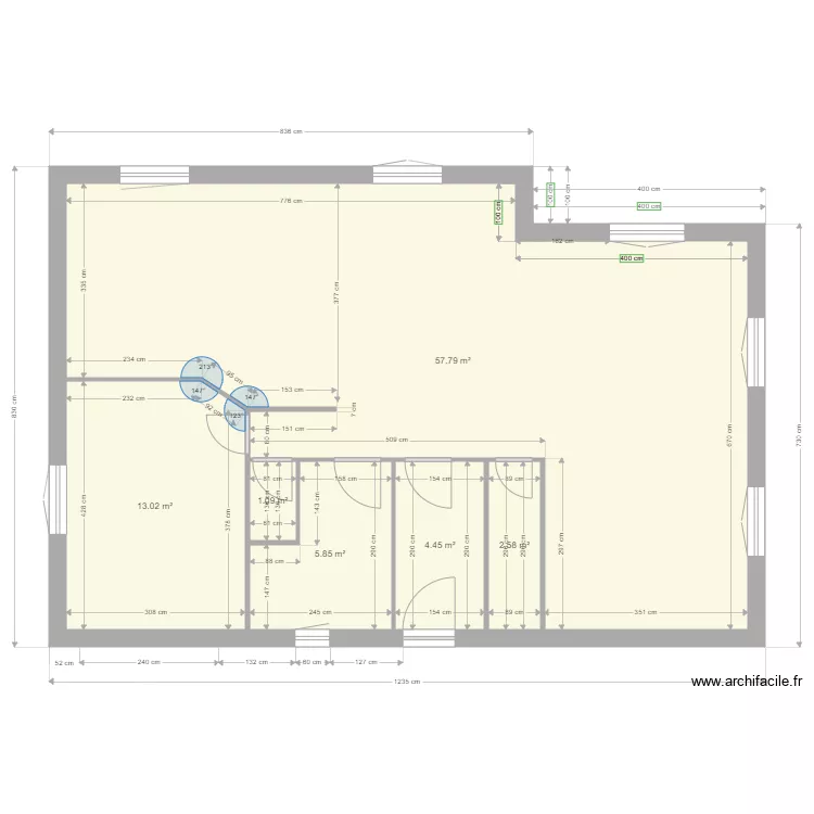 Maison avec chambre. Plan de 
