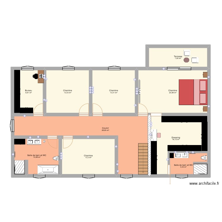 R+1. Plan de 10 pièces et 137 m2