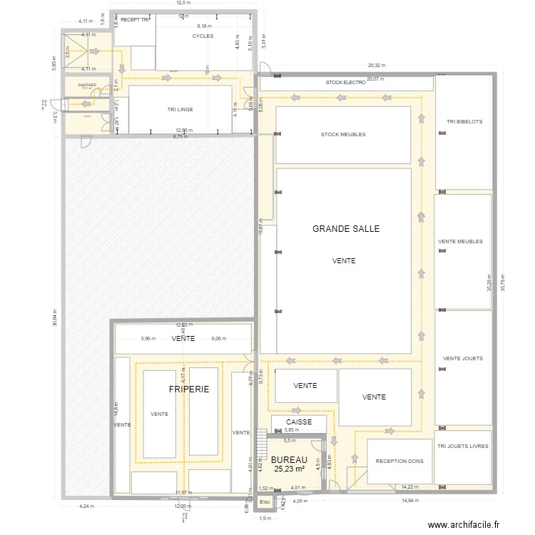 IMPLANTATION Option a. Plan de 8 pièces et 1349 m2