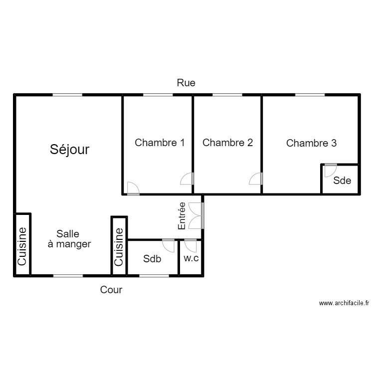 Man GHIDALIA. Plan de 9 pièces et 221 m2