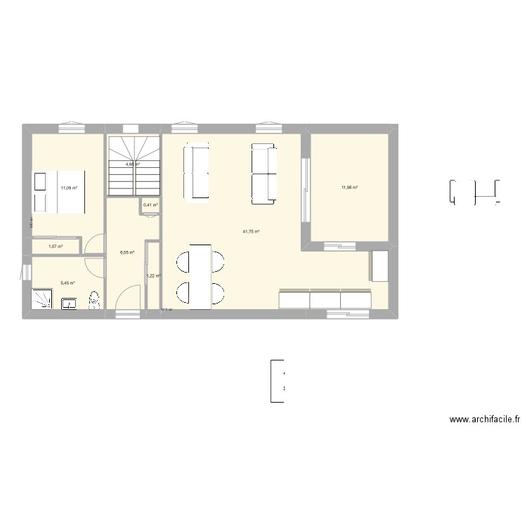 Naziyo RDC. Plan de 9 pièces et 84 m2