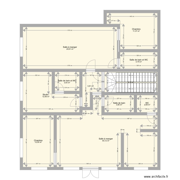 R1 surface modif 2. Plan de 11 pièces et 133 m2