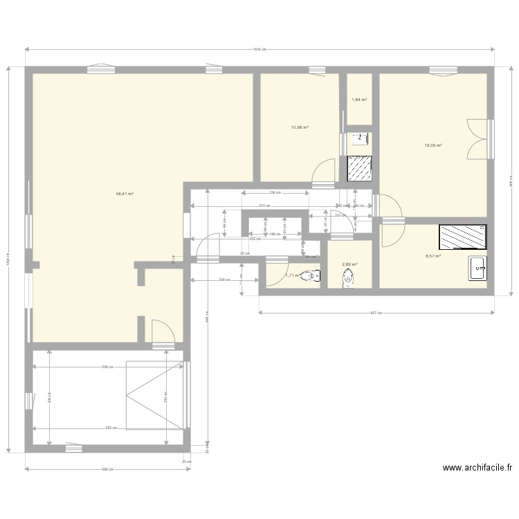 RDC FORCALQUIER. Plan de 8 pièces et 104 m2