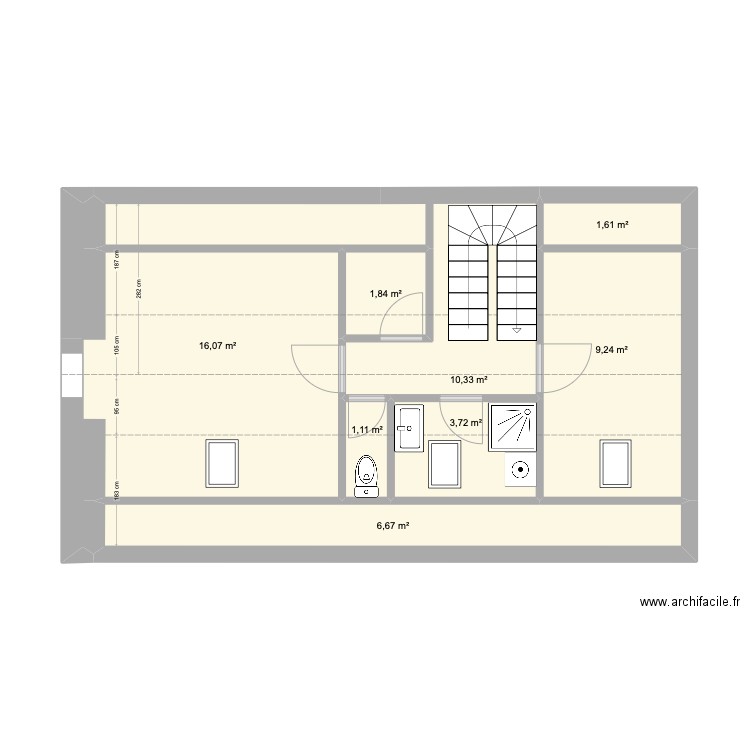 étage 1. Plan de 8 pièces et 51 m2
