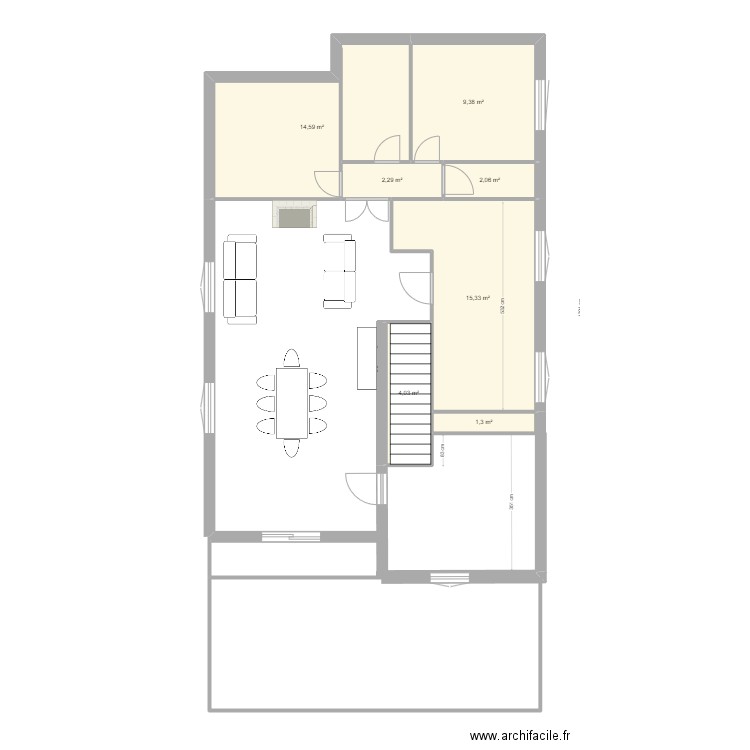 CU R+1 . Plan de 7 pièces et 49 m2