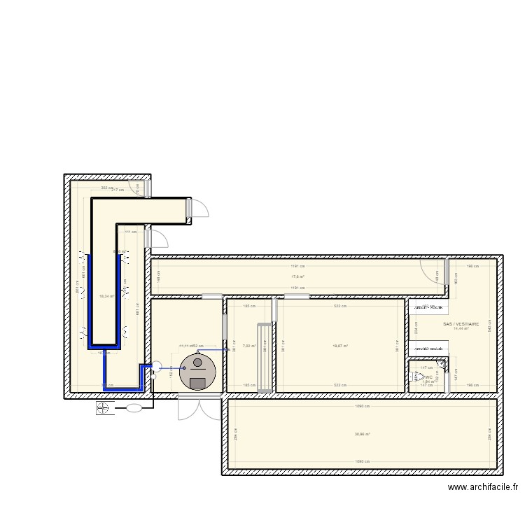 fromagerie. Plan de 9 pièces et 130 m2