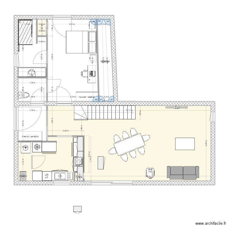 sam annexe. Plan de 9 pièces et 84 m2
