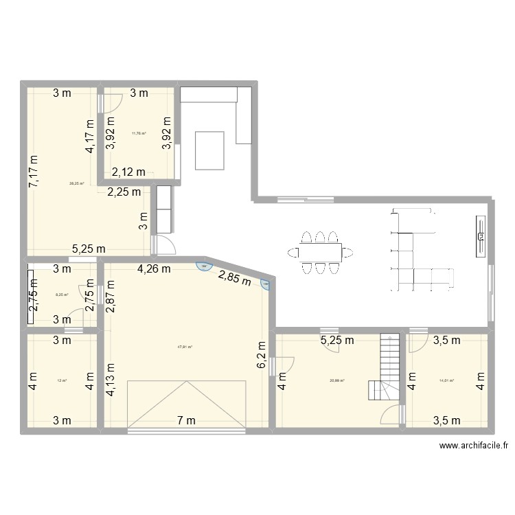 Maison. Plan de 7 pièces et 143 m2