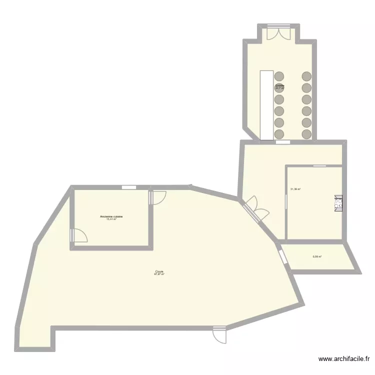 RESTO2. Plan de 5 Pièces et 175 m² RESTO2. Plan de 5 Pièces et 175 m²