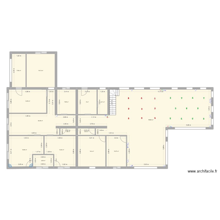 bazas. Plan de 15 pièces et 246 m2
