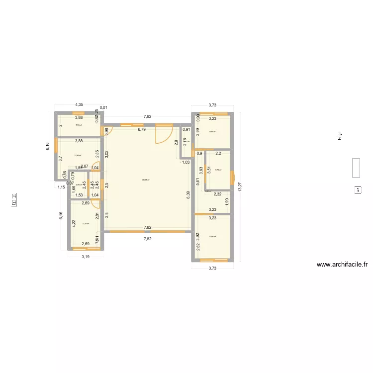 Projet Fronton. Plan de 11  et 149 m²