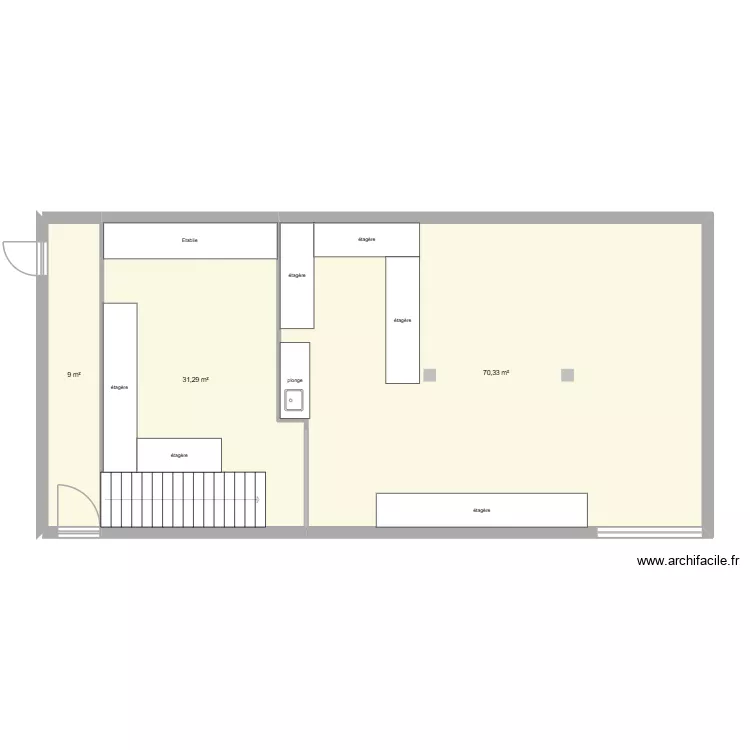 atelier. Plan de 3 Pièces et 111 m²