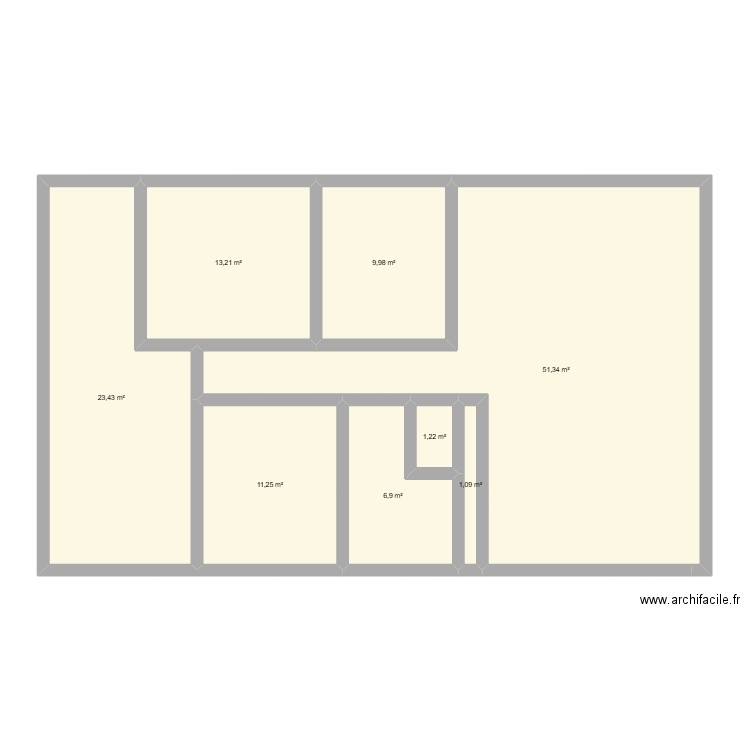 plan 2. Plan de 8 pièces et 118 m2