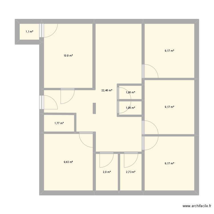 Plan nouveau. Plan de 12 pièces et 81 m2