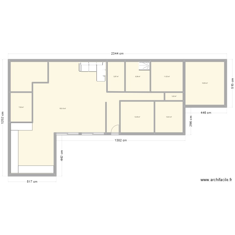 carignan 2. Plan de 9 pièces et 176 m2